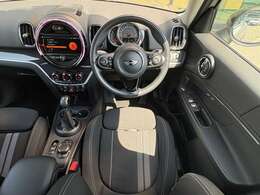 LIBERALA野々市の物件をご覧いただきまして誠にありがとうございます。心ゆくまでおクルマ選びをお楽しみください。