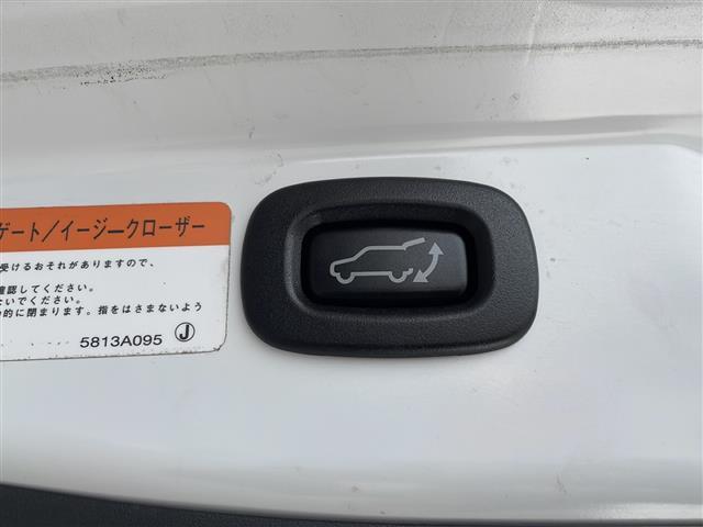 【付属品】このクルマ限定で使える装備品が付いています！使い方などはぜひ実際に店舗にお越しいただき、専門スタッフにお尋ねください！
