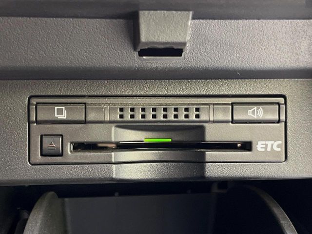 【ETC】高速道路の料金所をストレスなく通過！話題のスポットやサービスエリアに多い「スマートIC」利用時は必須のアイテムです。当店でセットアップを実施、ご納車当日からすぐにご利用いただけます！