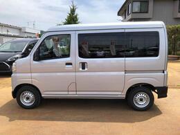 納車前にはプロのメカニックが点検、整備を行いますので安心してお乗り頂けます（＾O＾）/