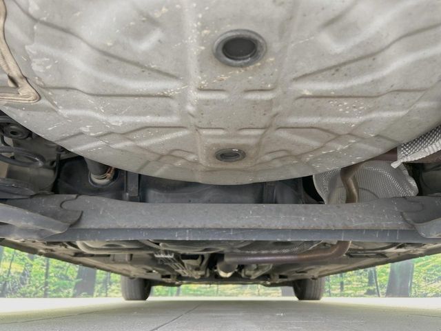 下回りがきれいなうちに、防錆加工の施工がオススメ。降雪地域はもちろん、沿岸部にお住いの方や、趣味でマリン・ウィンタースポーツをされる方にご好評いただいております。