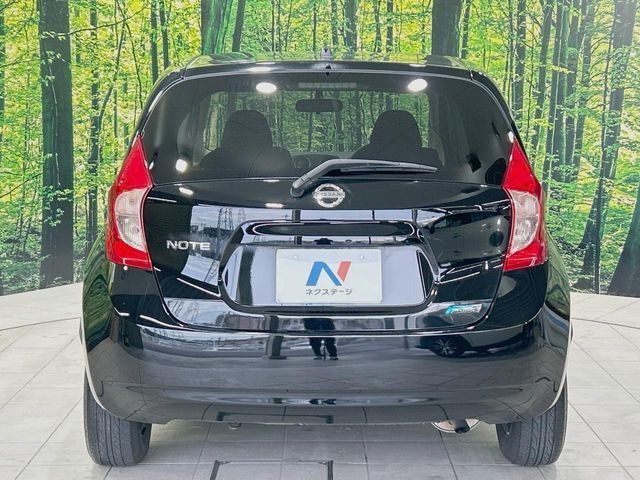 安心の最長10年・走行無制限保証（有償）をご用意。保証内容も充実はもちろん、無料点検＆オイル交換や、年中無休の全国・24時間ロードサービスも付帯されておりますのでご安心下さい。