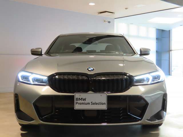 BMWデザインの象徴キドニーグリル