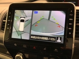 全方位モニターがついています！　車の周囲を360°安全確認できるので、普段の駐車はもちろんの事、縦列駐車や幅寄せの際にも活躍してくれますよ。