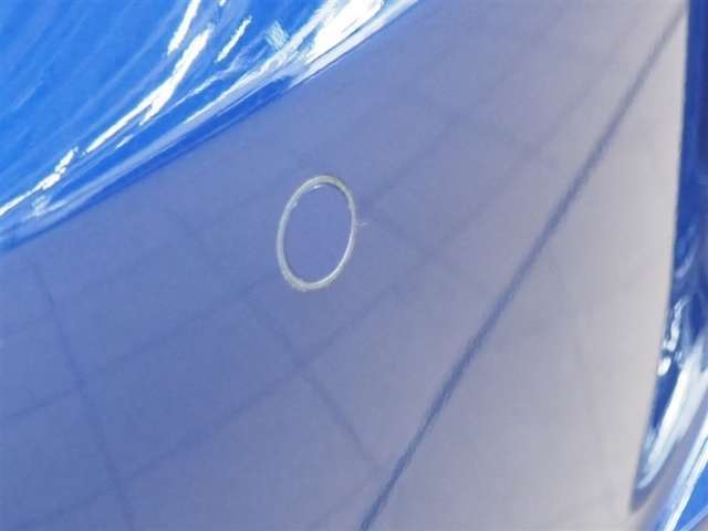 コーナーセンサー付きなので駐車が苦手な方でも安心ですね！