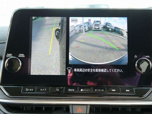 サイドブラインドモニター！！狭い道でのすれ違いで助手席側前方などの死角を減らし、壁などへの接触防止をサポートします。