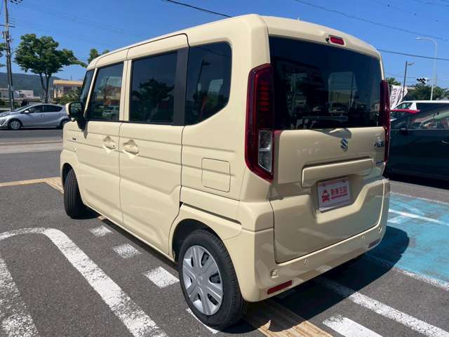 ★任意保険★当社は保険代理店にもなっておりますので、任意保険についてもお気軽にご相談下さい！証券診断無料でしております♪車両積載車、レッカー車も完備しておりますので万が一トラブル時も当店にお任せ下さい