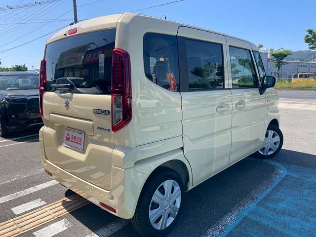 お車のご購入が初めての方も安心☆当店のスタッフは、わかりやすく、丁寧な説明を心がけておりますのでお客様のお車購入のサポートをさせて頂きます！！