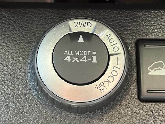 【パートタイム式4WD】LOCKモード・AUTOモード・2WDモードと状況に合わせて3つのモードを選択できます。