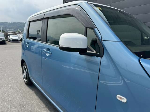 大型屋根つき展示場完備！お車のご用命は株式会社TMオートサービスまで。静岡県富士市松本301-1TEL0545-64-9555