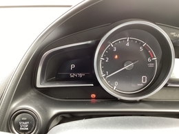 ドライバーを中心に一つ一つ丹念に磨き、力強さと上質さが融合した上質なデザインを採用しました！