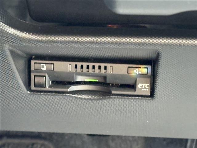 突然のご来店ですと在庫がない場合等、お車をご覧頂けない場合もございます。お手数をお掛けいたしますが、ご来店前には一度在庫確認のお電話をお願いいたします。