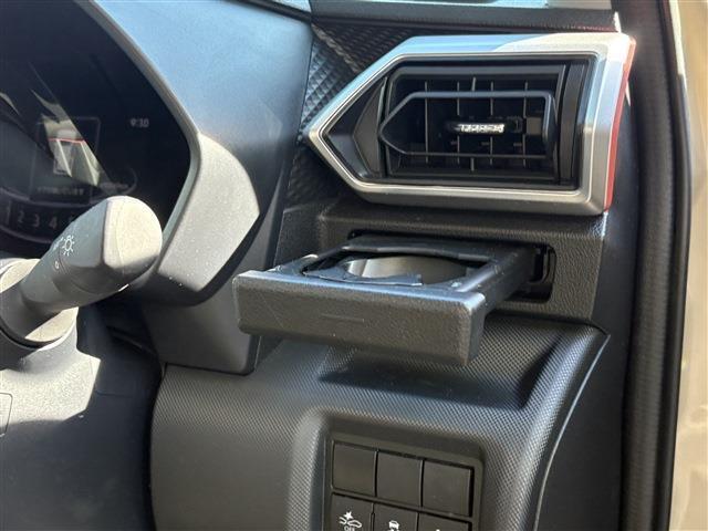 ただ今、高価買取中！お客様の大事に乗られた愛車を精一杯の高値で買取させて頂きます！もちろん、下取りも可能です！