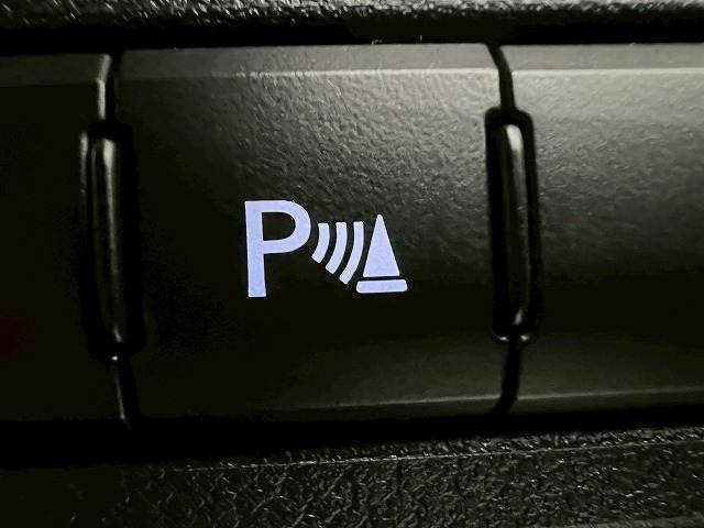 【クリアランスソナー】を装備！！前方や後方の見えない部分を警告音で知らせてくれます！！