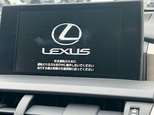【純正ナビ】地デジもついて多機能なモデルです。最新ナビもお取扱いございます。こだわりの機種などございましたらご相談ください