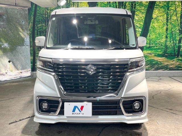 弊社では、全車『修復歴なし』のお車のみ取り扱っております。専任バイヤーによる厳選した仕入れの後、入庫後の車両チェックを行い、ネクステージが認定した高品質な中古車をご提供しております。