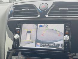 【アラウンドビューモニター】専用のカメラにより、上から見下ろしたような視点で360度クルマの周囲を確認することができます☆死角部分も確認しやすく、狭い場所での切り返しや駐車もスムーズに行えます。