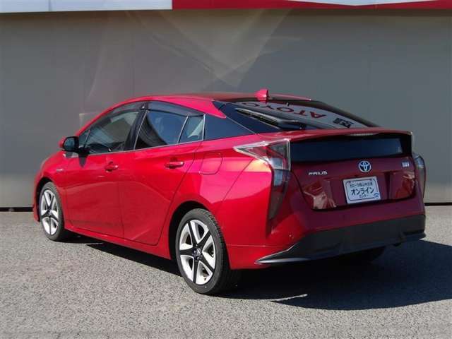 クルマの状態を詳細に記載した【車両検査証明書】を搭載したクルマもございます。