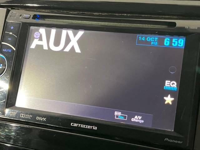 【ディスプレイオーディオ】視認性が高いディスプレイオーディオを装備♪操作性も良好で直感的なソース選択が可能です。