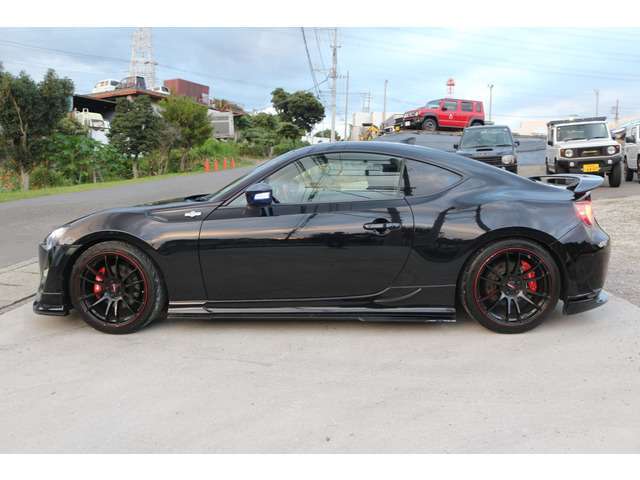 現在お乗りのお車がございましたら、無料査定をさせて頂きます！車検証やリサイクル券などご持参の上、ご来店下さい。また、動かないお車や車検切れのお車のご相談も承ります！高価買取中です！ぜひご相談ください！