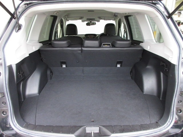 開口部が広くて荷物の積み込みも楽に出来ますね！