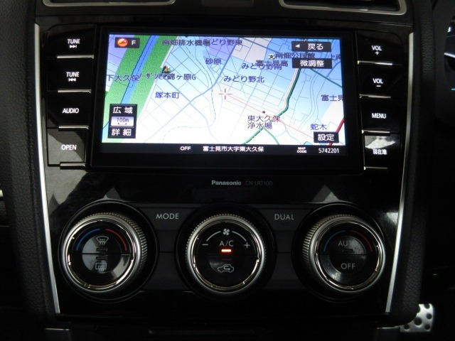 オートエアコンタイプなので細かい操作なしで快適温度に調整してくれます。季節の変わり目のわずらわしさはありませんね♪