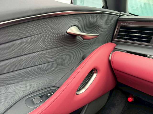 お電話は072-284-8233まで！