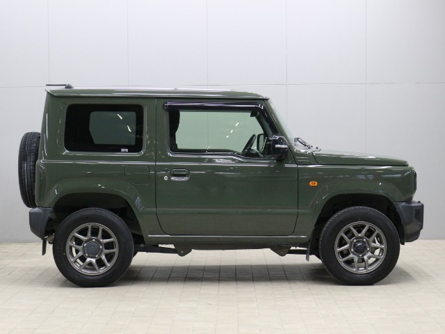 【コーティング】大好評のボディコーティング「グラスコーティング　ガードコスメSP」もご納車までに施工可能。ガラス皮膜によりボディをキレイな状態に保ってくれます。