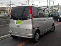 左側はオートスライドドアです！