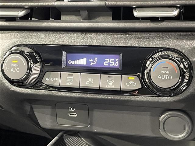 ◆【オートエアコン】車内温度を感知して自動で温度調整をしてくれるのでいつでも快適な車内空間を創り上げます！