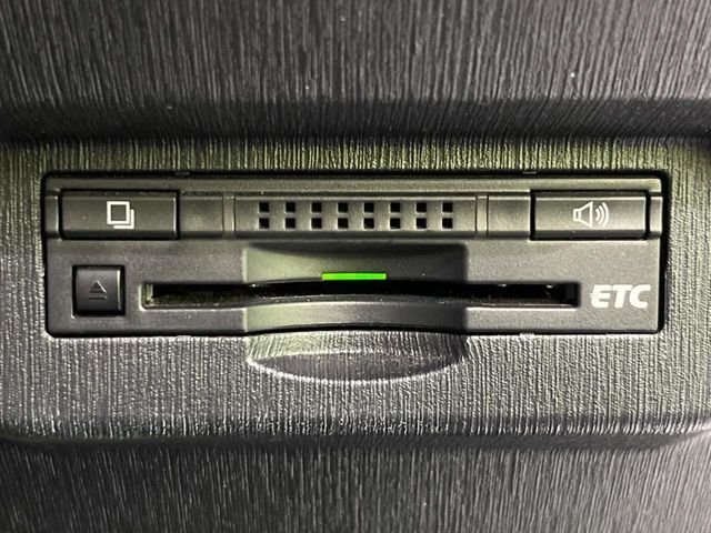 【ETC】高速道路の料金所をストレスなく通過！話題のスポットやサービスエリアに多い「スマートIC」利用時は必須のアイテムです。当店でセットアップを実施、ご納車当日からすぐにご利用いただけます！