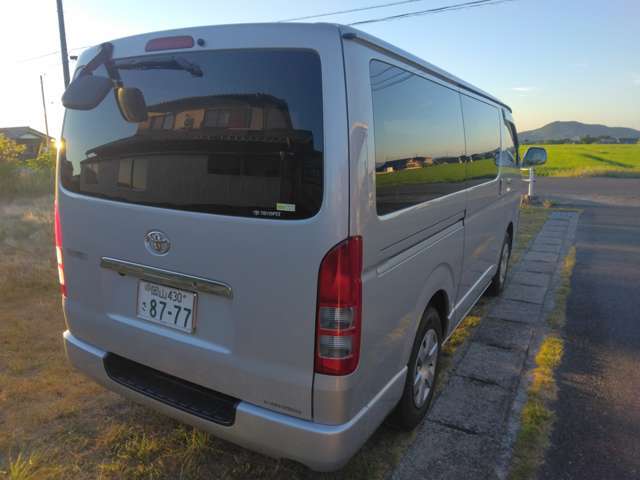 ロング！最大積載量1250kg！3000c軽油ディーゼル！ターボ！純正ナビ！テレビ！バックモニター！ETC！車内外装きれい！