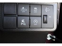 パーキングセンサー付で、車庫入れも駐車もラクラクです。