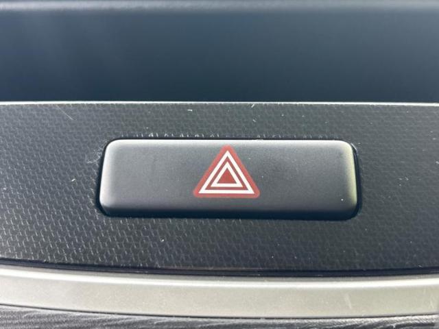 国産車から輸入車まで多様なお客様のニーズのお応えできるように、全国規模で豊富な在庫展開！車のことならWECARSへ！