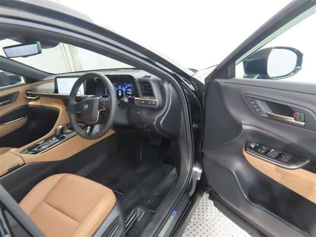 【禁煙車の定義】当店の定義・・・☆タバコ臭くない事☆コゲがない事☆灰皿等の喫煙器具が未使用の事　以上3項目をクリアした場合【禁煙車】と表示します。（現状を表しています。過去の事は、断定できません。）