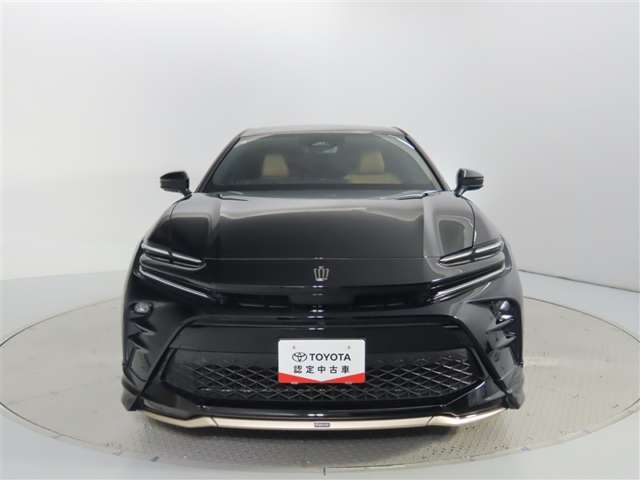 《ロングラン保証α》通常のロングラン保証に有償にてプラス1年または2年の延長保証もお選びいただけます。愛車を永く大切にお乗りになる方におすすめのプランです。