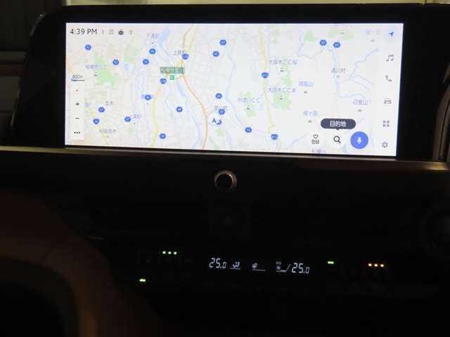 ＜コネクティッドナビ＞：ご利用には別途契約が必要になります。（無償利用期間は初度登録年月から5年間です）詳しくはスタッフまでお問合せください。