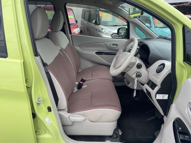 ナイスマイカーセンターは価格もナイスなお買い得車を厳選して取り揃えております。すべてはお客様に喜んでいただくため！車選びはお店選びでもあります。お車のことならぜひ当店にご相談ください！