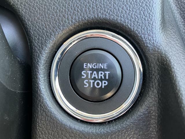 ブレーキを踏みながらエンジンスイッチを押すだけでエンジンの始動が可能です！