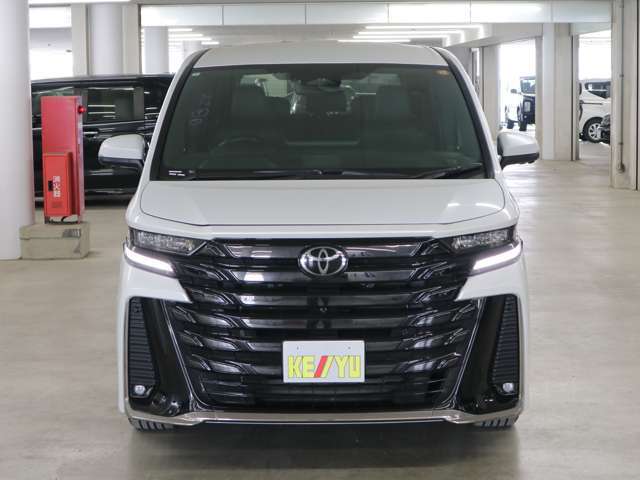 自社陸運局指定工場完備！国家資格車検検査員資格を持った整備士による整備。走行に関係のない所も不具合箇所があれば修理してお渡しいたします。