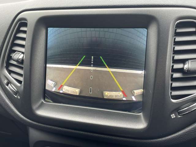 バックオーダーをご利用いただければ、希少なお車や、特定の装備のついたお車など、お客様からのご要望に応じて全国ネットワークからお探しさせて頂きます。