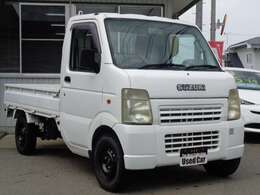 当社では初めて中古車を買われる方でもわかりやすく安心して車をお選び頂けるように支払い総額を表示しております！！オートロ-ンもお客様のご負担を軽減するために金利2.5％でご用意しております。