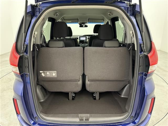 ◆【トランク】積み込みやすくて、たっぷり積める荷室です。シートアレンジできるものは、乗車人数と荷物の量や大きさによってシートを動かすことができるので、より快適なドライブが可能です！