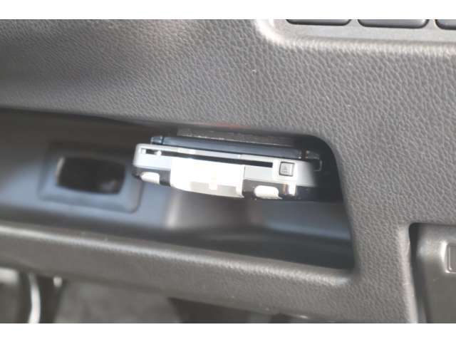 ETCも装備！高速道路の料金所もスイスイ通過◇ロングドライブの必需品です♪深夜、休日などの割引もありお得です。