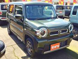 新車と同様の保証（有料）がつけられます。また各地域の店舗に最新の大型整備工場とプロメカニックが常駐しておりアフターメンテナンスもお任せください。