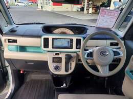 当店でお車をご購入いただき、さらに「有料保証」プランにご加入いただくと、特典としてオイル交換10回分の無料チケットを差し上げます。