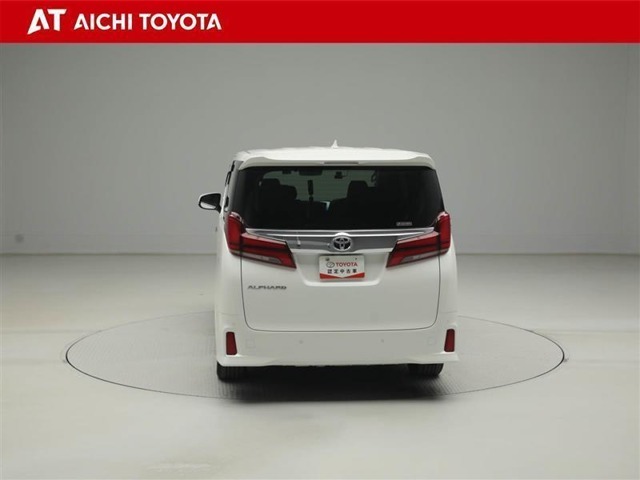 『TOYOTA認定中古車』は「まるごとクリーニング」で綺麗な内外装、「車両検査証」はプロによるチェック、買ってからも安心の「ロングラン保証」、3つの安心安全を標準装備したトヨタのブランドU-Carです