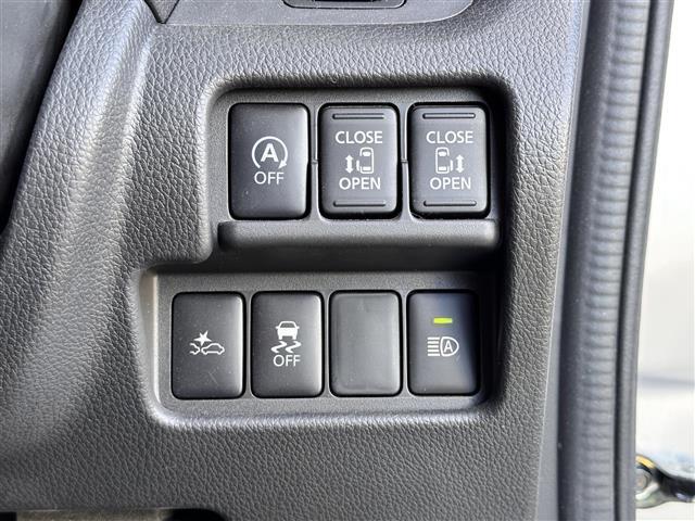 【両側電動スライドドア】小さなお子さまでもボタン一つで乗り降りラクラクです！両手に荷物を抱えている状態でもボタンを押せば自動で開閉するので、お買い物やお出かけの際にはとっても重宝します！