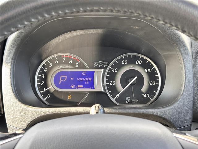 【スピードメーター】メーターがシンプルで見やすく運転しやすいですね！