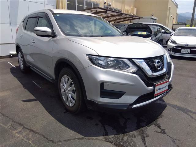 ☆ワンオーナー☆4WD☆ナビ☆Bluetooth☆バックカメラ☆エマージェンシーブレーキ☆オートライト☆コーナーセンサー☆ステアリングスイッチ☆スマートキー☆プッシュスタート☆走行4.1万☆試乗OK☆